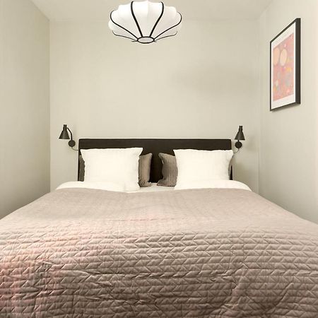 Stylish Ground Floor Apartment Perfect For Couples Kopenhagen Bagian luar foto